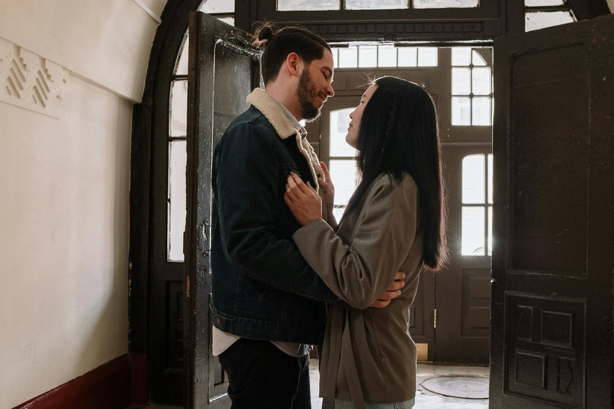 Initmate couple